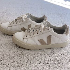 Veja 9.5 shoes